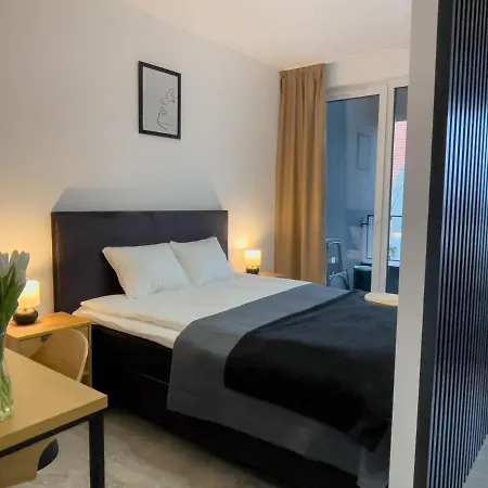 Urban Premium, Opolska 10 No 90, 2 Free Garages, Self Check-in Daire Katoviçe