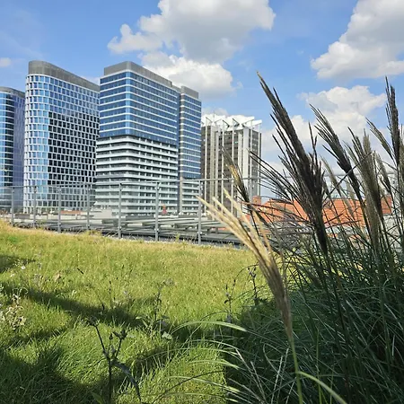 Urban Apartments - Opolska 10 No 90 - Rooftop Garden - 2 Free Garages *